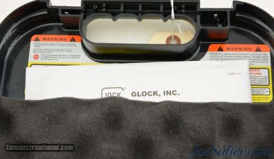 Excellent Boxed Glock Model 44 Pistol 22 LR Two 10 Rd Mags - Image 6 of 7