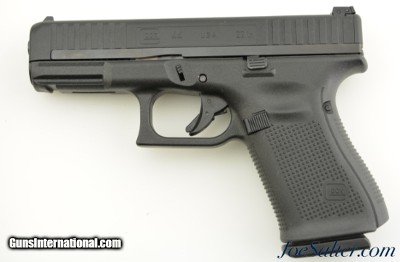 Excellent Boxed Glock Model 44 Pistol 22 LR Two 10 Rd Mags - Image 3 of 7