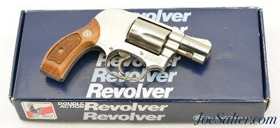Scarce Nickel Smith & Wesson Model 38 Bodyguard Airweight Shrouded Hammer 38 Spl - Image 1 of 13