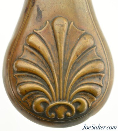 Antique Shell Style Pistol Powder Flask - Image 3 of 6