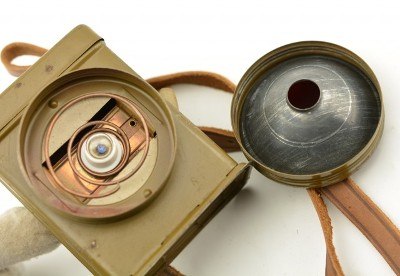 WWII "Chestlite" Adjustable Flashlight Universal Flashlight company - Image 3 of 6