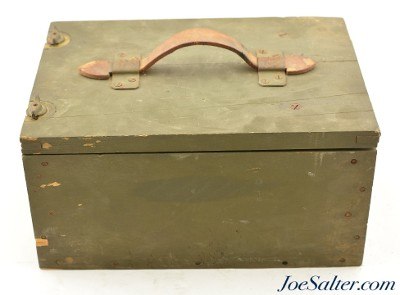 Original US Model 1918 .30 Caliber Machine Gun Belt-Filler with Transport Chest and Spare Parts - Image 6 of 7