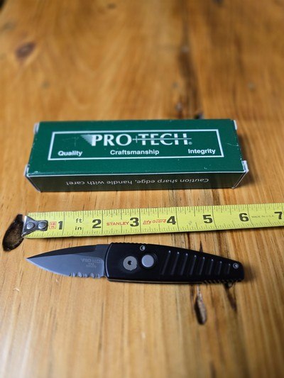 Pro Tech Knives