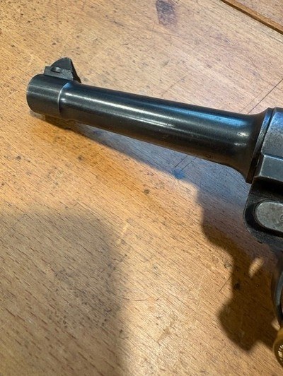 1918 WWI DWM P.08 Luger - Matching Numbers - Includes Holster, Luger Tool, 2 Magazines - Image 4 of 15