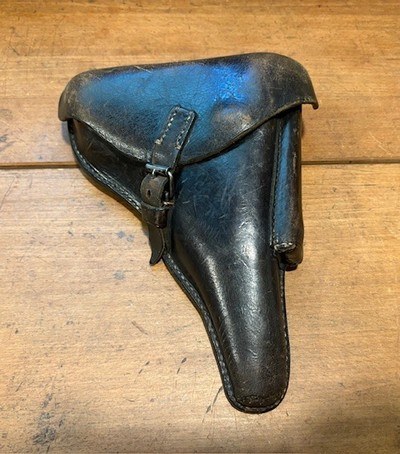 1918 WWI DWM P.08 Luger - Matching Numbers - Includes Holster, Luger Tool, 2 Magazines - Image 12 of 15