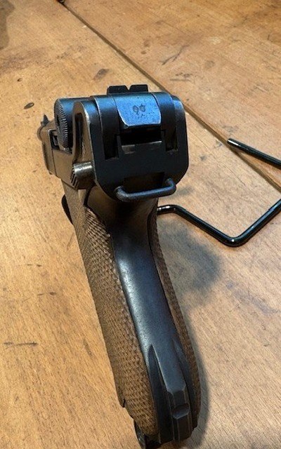 1918 WWI DWM P.08 Luger - Matching Numbers - Includes Holster, Luger Tool, 2 Magazines - Image 5 of 15
