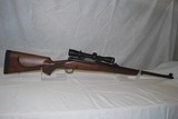Winchester Model 70 LH 375 H&H Classic Safari Express - 2 of 5