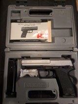 HK Heckler & Koch USP 45 Stainless - 1 of 9