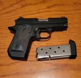 Kimber Micro 9 mm - 3 of 8