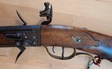 Extraordinary Leonard Day
.45 Swivel Breech Flintlock - 10 of 15