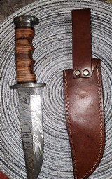 Custom Made Damascus Steel Hunting Knife with Leather Handle - 3 of 3