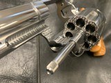 S&W 686-4 7 shot 357 Mag Pre Lock Jeweled hammer, trigger & cylinder - 7 of 15