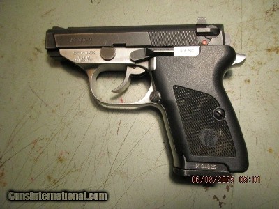 Sphinx
AT.380-M. .380 auto