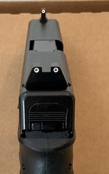 Glock 31 Gen 3 pistol .357 Sig excellent condition w/ new Trijicon night sights hard case & accessories - 4 of 10