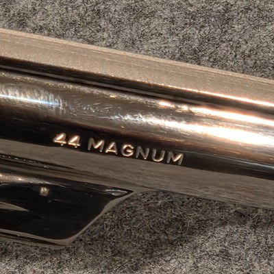 Smith & Wesson 29-2 Nickel in original display case EXCELLENT CONDITION - Image 5 of 15