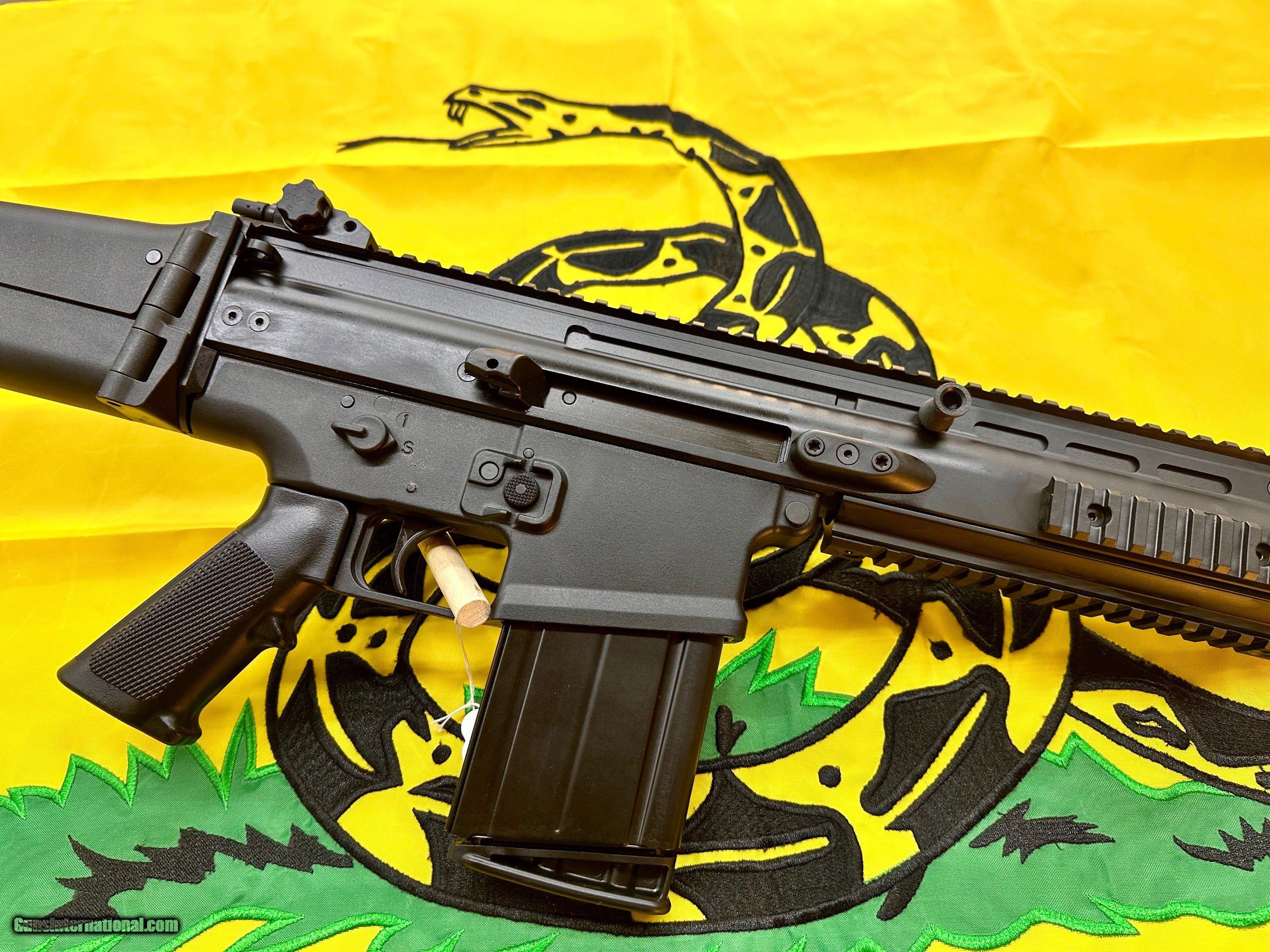 FN Herstal SCAR 17S 7.62mmX51/308 Comes with 1 FN Mag