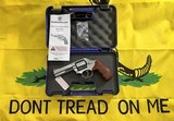 ***Smith & Wesson Stainless 686-6 4 Inch Barrel 357 Magnum Factory Paperwork & Hard Case 