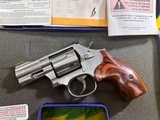 ***Smith & Wesson Stainless 686-6 2.5 Inch Barrel 357 Magnum Factory Paperwork & Hard Case "Low Low Round Count"*** - 6 of 8