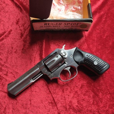 Ruger SP101 early 1990 revolver stainless .22 cal. 4 inch with box & holster - Image 3 of 10