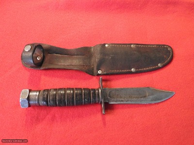 Vietnam era Camillus 5-67 Pilots survival knife
