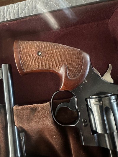 Colt o target 1942 38sp and 22lr set - Image 5 of 14