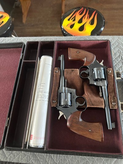 Colt o target 1942 38sp and 22lr set - Image 3 of 14