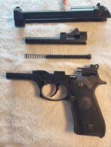 Beretta Semi-Auto Pistol, Army, M9-218289 - 11 of 14
