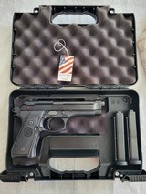 Beretta Semi-Auto Pistol, Army, M9-218289 - 1 of 14
