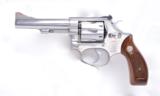 S&W 631 stainless steel revolver .32 Mag - 2 of 9