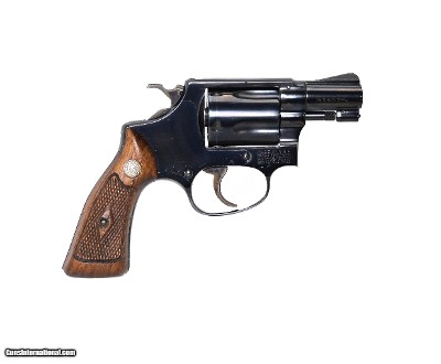 S&W model 36 flat latch with box, blue 2