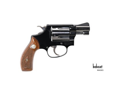 Smith & Wesson model 37 Airweight circa:1960 MINTY! - Image 1 of 7