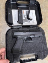 Glock 17 - 1 of 4