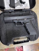 Glock 17 - 2 of 4