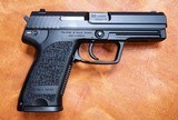 Heckler & Koch USP40, .40 cal, NIB - 3 of 9