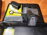 GLOCK 27 Gen 3 Sub-compact .40 cal, Mint condition - 4 of 7