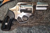 Ruger SP101 .357 magnum, Stainless Steel, Spurless Hammer, Excellent condition