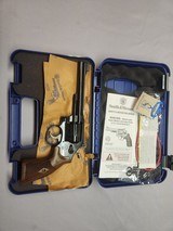 Smith & Wesson 48-7 in 22 Mag! - 2 of 5