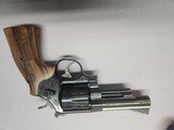 Smith & Wesson M29-10 Engraved - 4 of 5