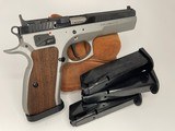 CZ 75 Tactical Sport Amazing Condition .40 S&W - 1 of 5