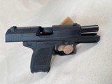 Heckler & Koch USP - Compact .40 S&W - Never Fired - 8 of 9