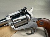 1981-1982 Ruger New Model Blackhawk .357 Magnum - Stainless Steel - Amazing Condition - 3 of 12