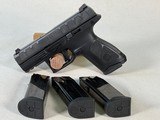 Beretta APX .40 S&W - Never Fired - with 4 Magazines - 1 of 7