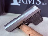 Rare Carbon Fiber Rohrbaugh R9 9mm Pistol - Excellent Condition, Collector's Item - 6 of 15