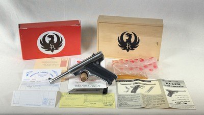 Ruger Automatic .22 LR Pistol – Signature Series (1981) LNOS