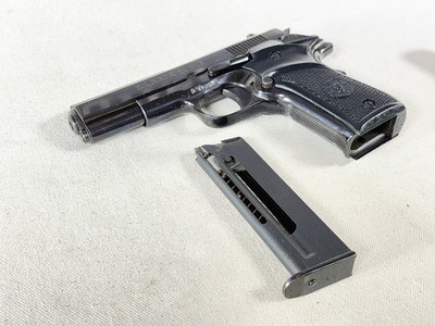 Vintage Llama Model XV Especial .22 LR Pistol – Miniature 1911 Style - 2.5