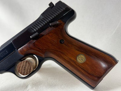 Browning Challenger III .22 LR Pistol - 5.5