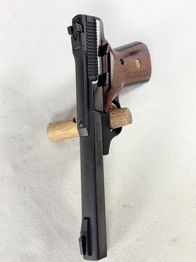 Browning Challenger III .22 LR Pistol - 5.5