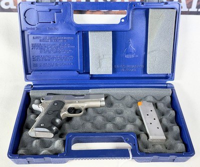 Colt Defender Series '90 Lightweight .45 Auto Pistol - 3