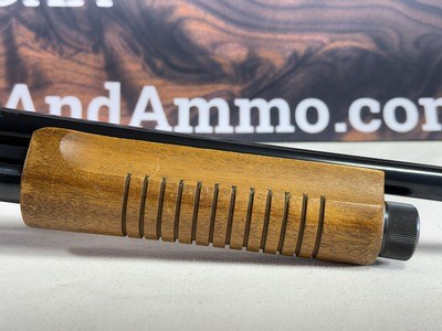Smith & Wesson Model 3000 12 Gauge Pump-Action Shotgun - Howa Japan - Image 13 of 18