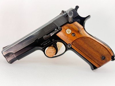 Smith & Wesson Model 39-2 Semi-Auto Pistol – 9mm (Circa 1979–1980) - Image 1 of 9